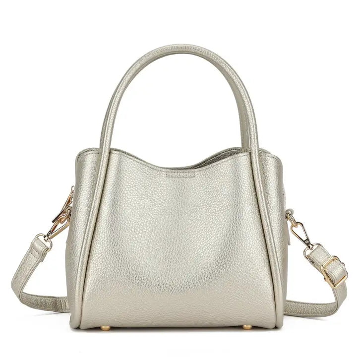 Clara Satchel