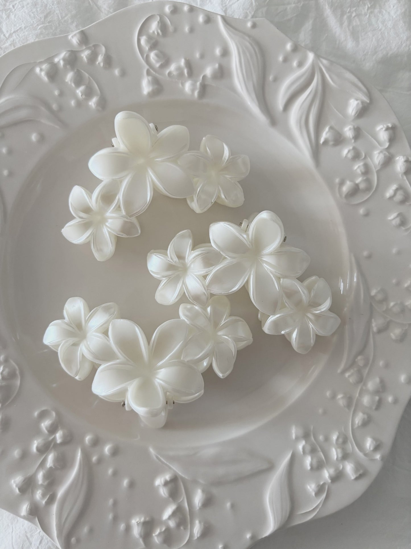 Pearlescent Flower Claw Clip