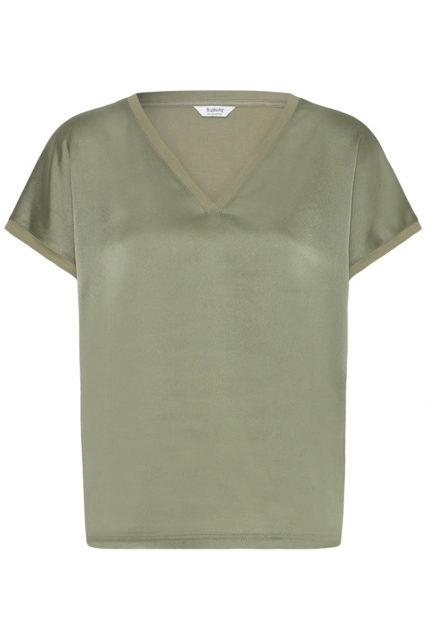 Selita T-Shirt