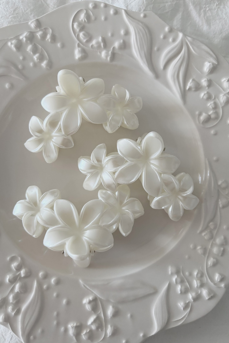 Pearlescent Flower Claw Clip