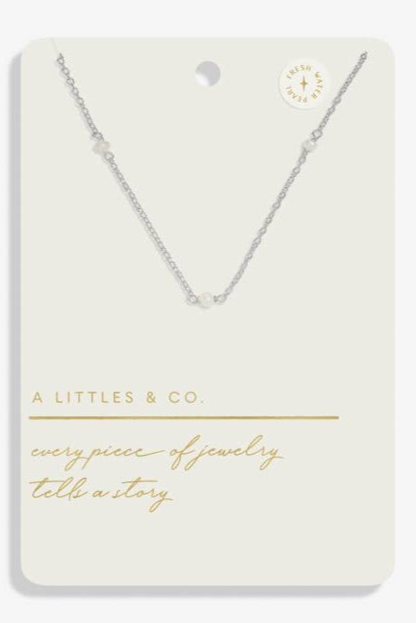 Style Stories Pearl Necklace