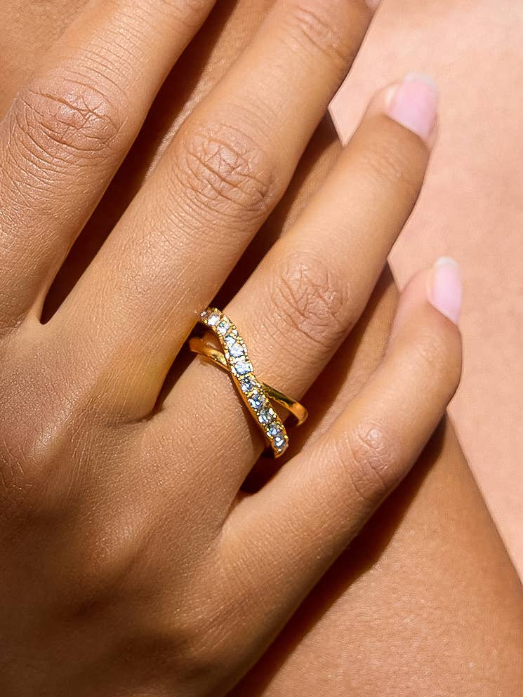 Rue CZ Crossover Ring