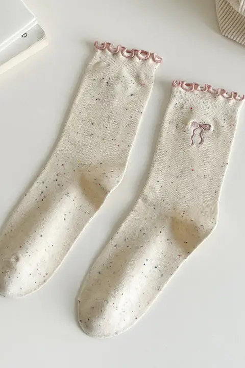 Ruffle Trim Bow Socks