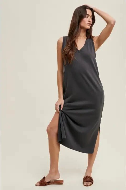 Priyanka V-Neck Midi Dress