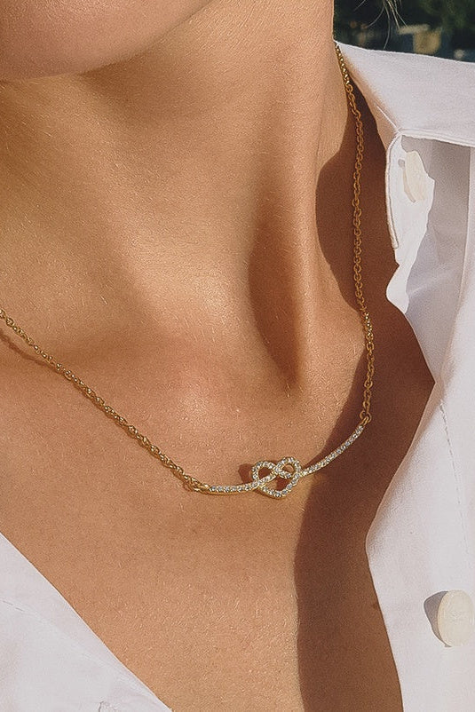 Lévra Necklace