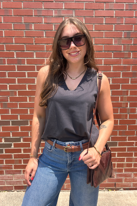 Basic V-Neck Tank