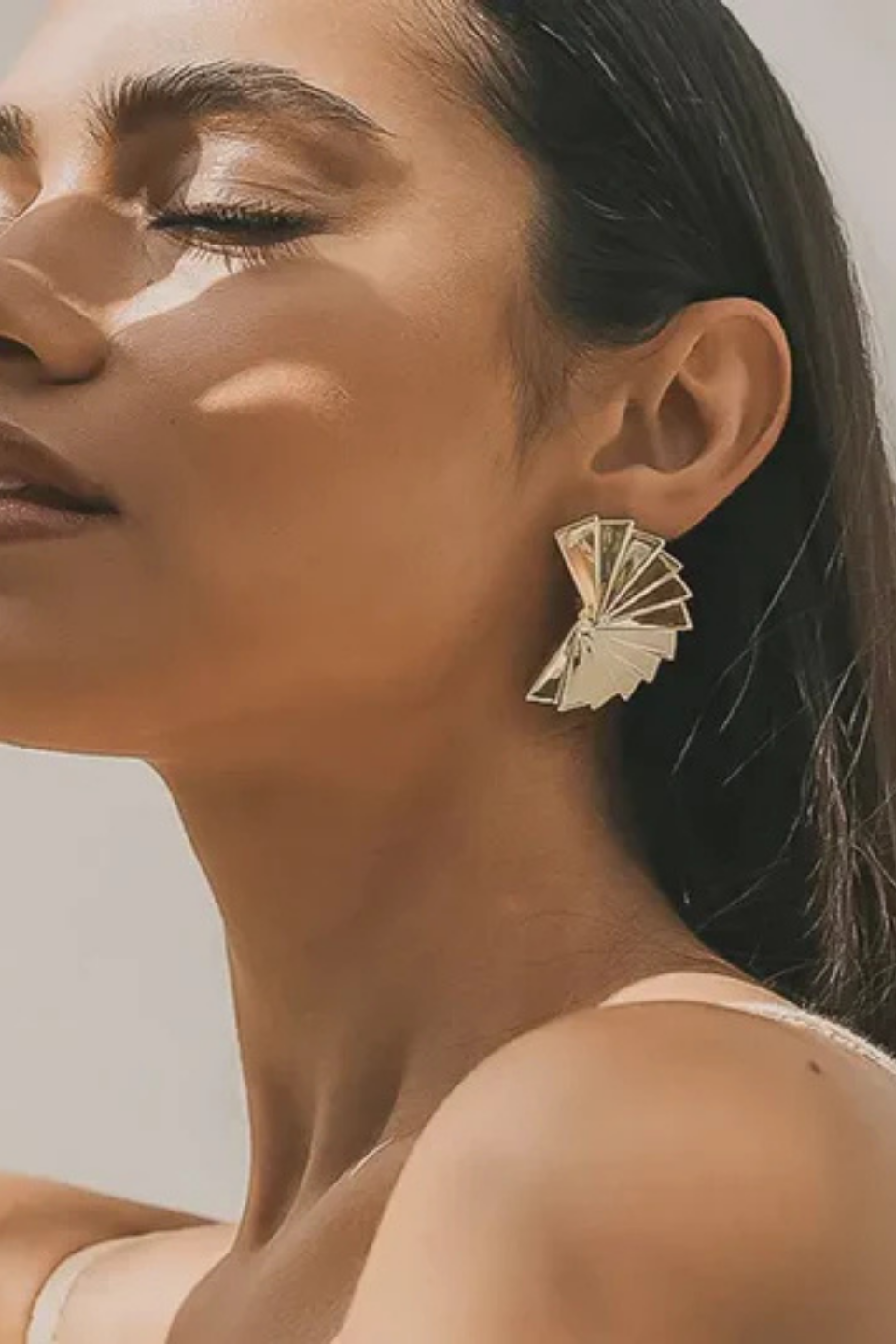 Soline Fan Earrings