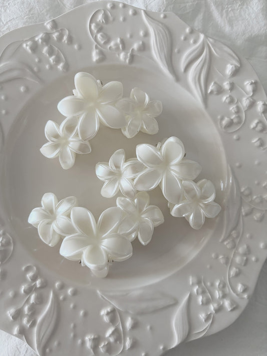 Pearlescent Flower Claw Clip
