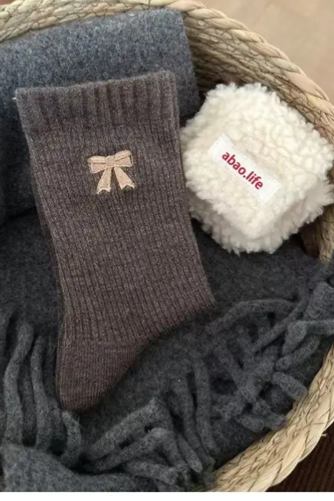 Ribbon Detail Crew Socks