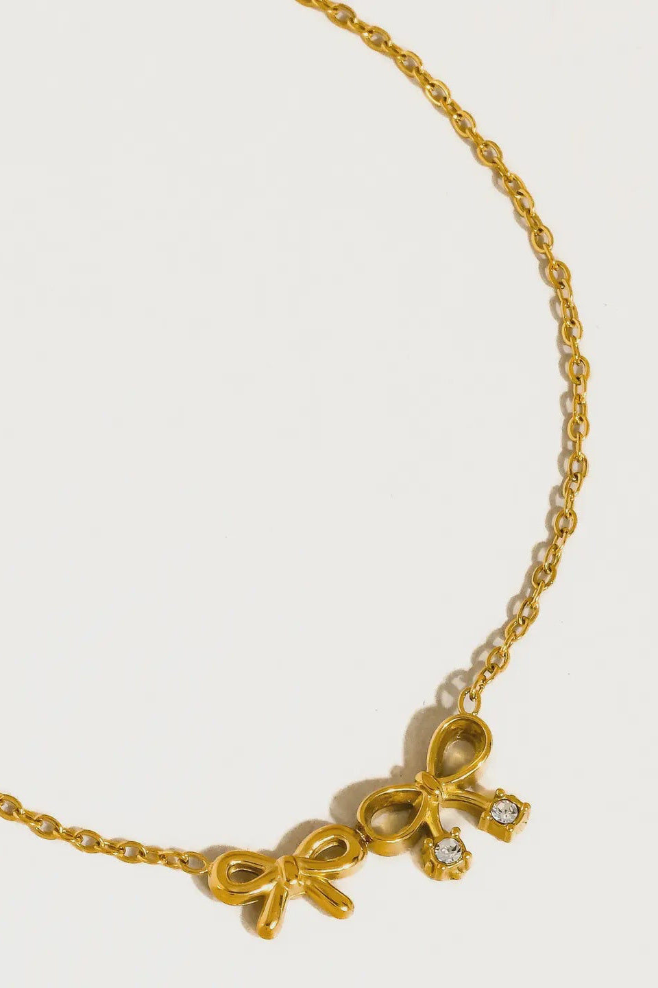 Arin Bow Necklace