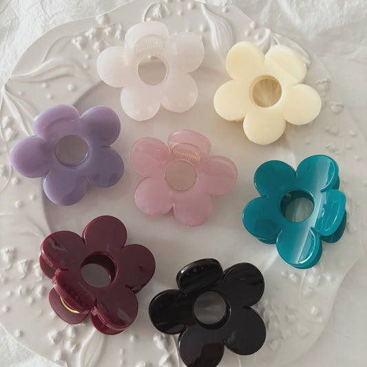 Retro Flower Hair Claw