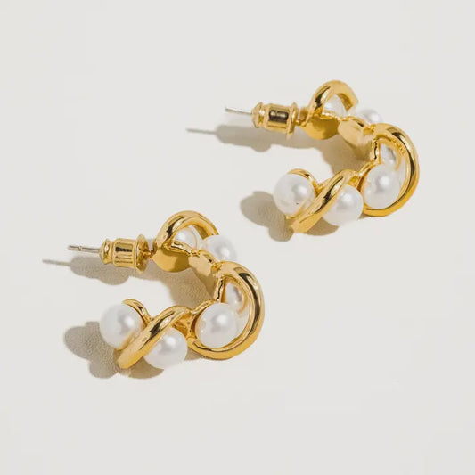 Eudora 18K Gold Pearl C-Hoop Earring