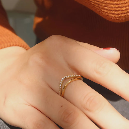 Orleans Layered V Rhinestone Ring