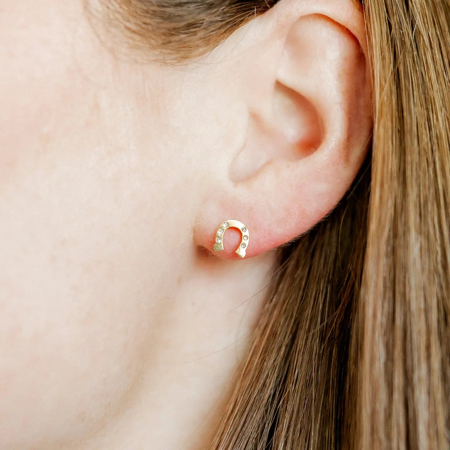 Linny Studs