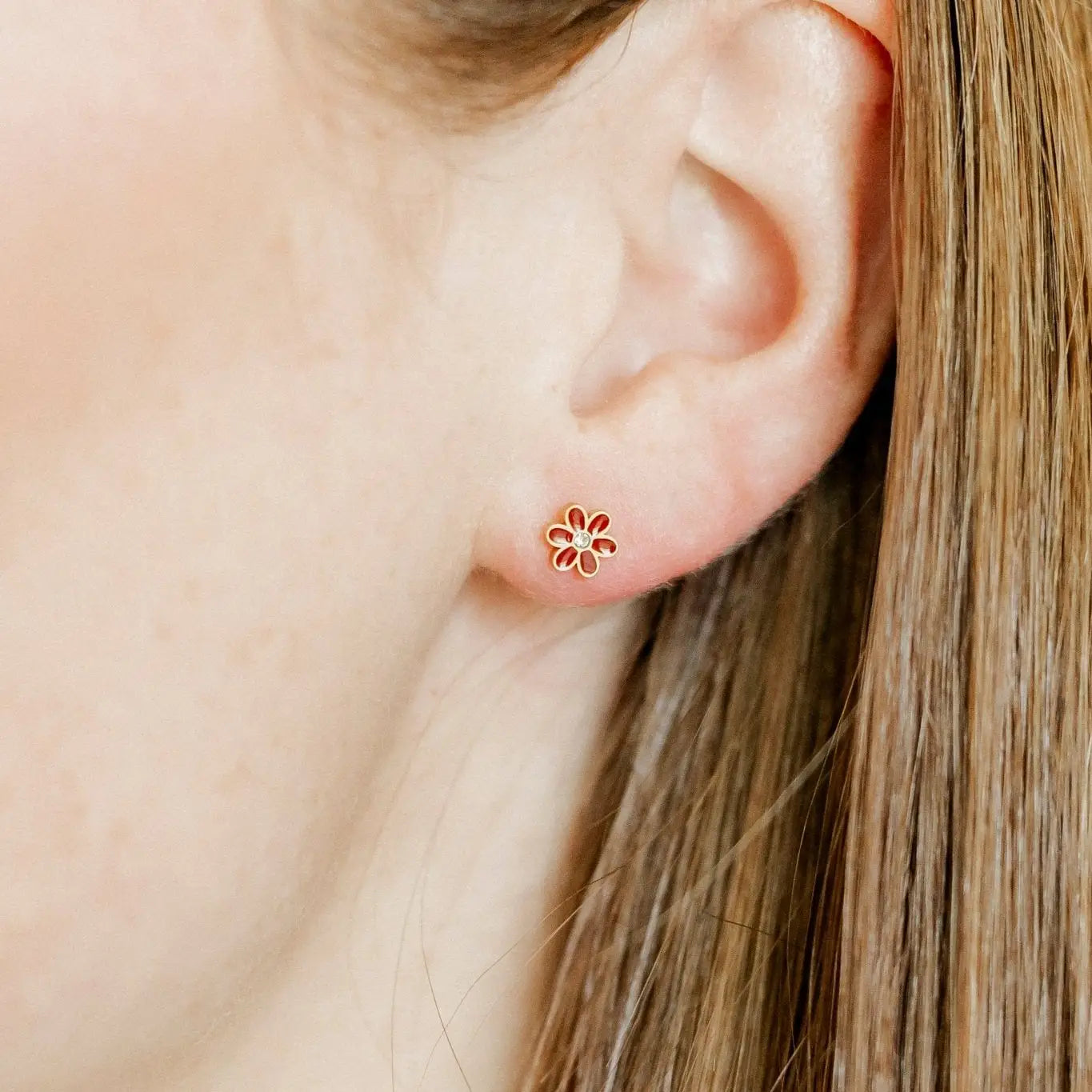 Linny Studs